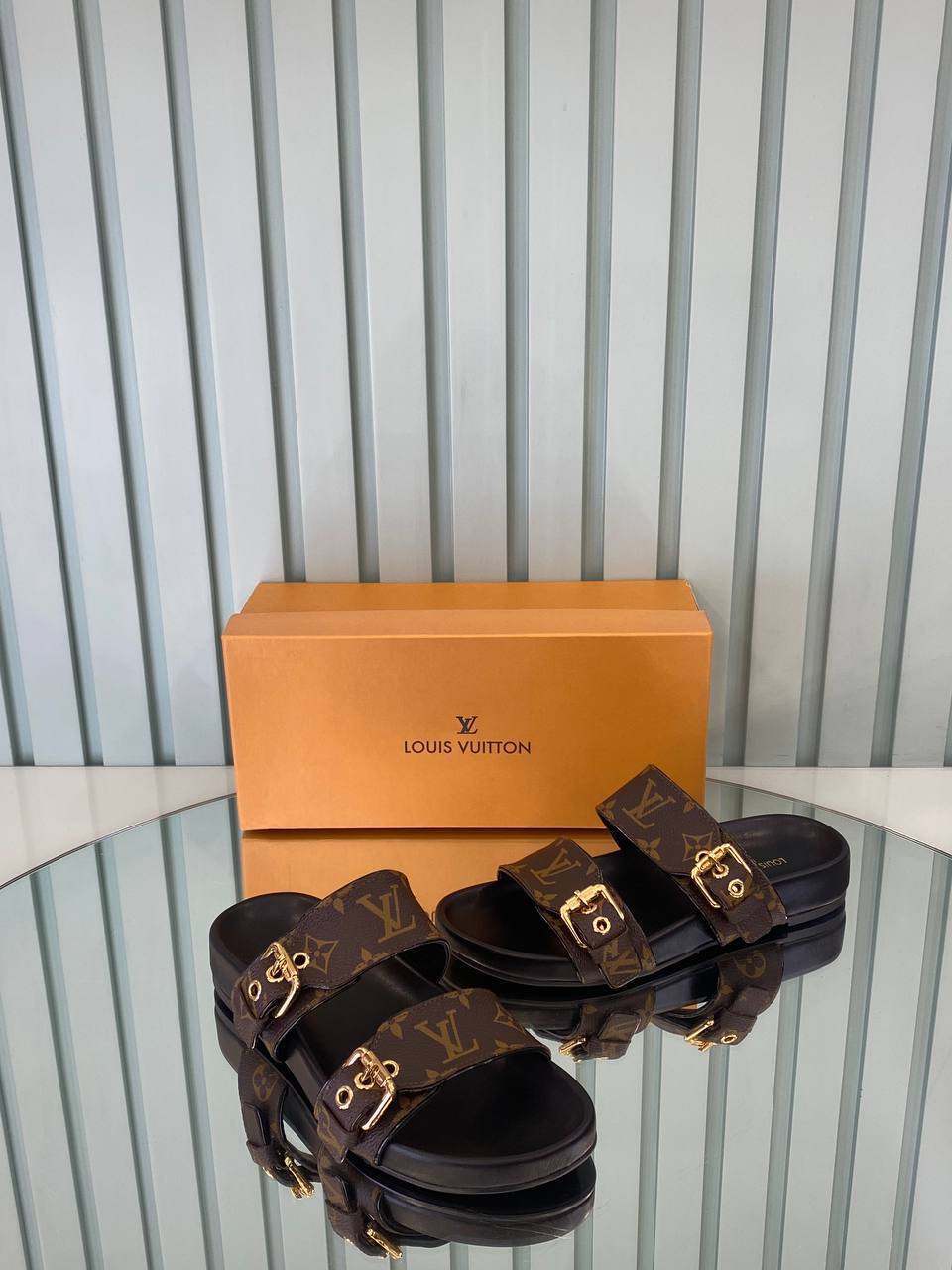 Keepall Bandouliere 50 and Slipper