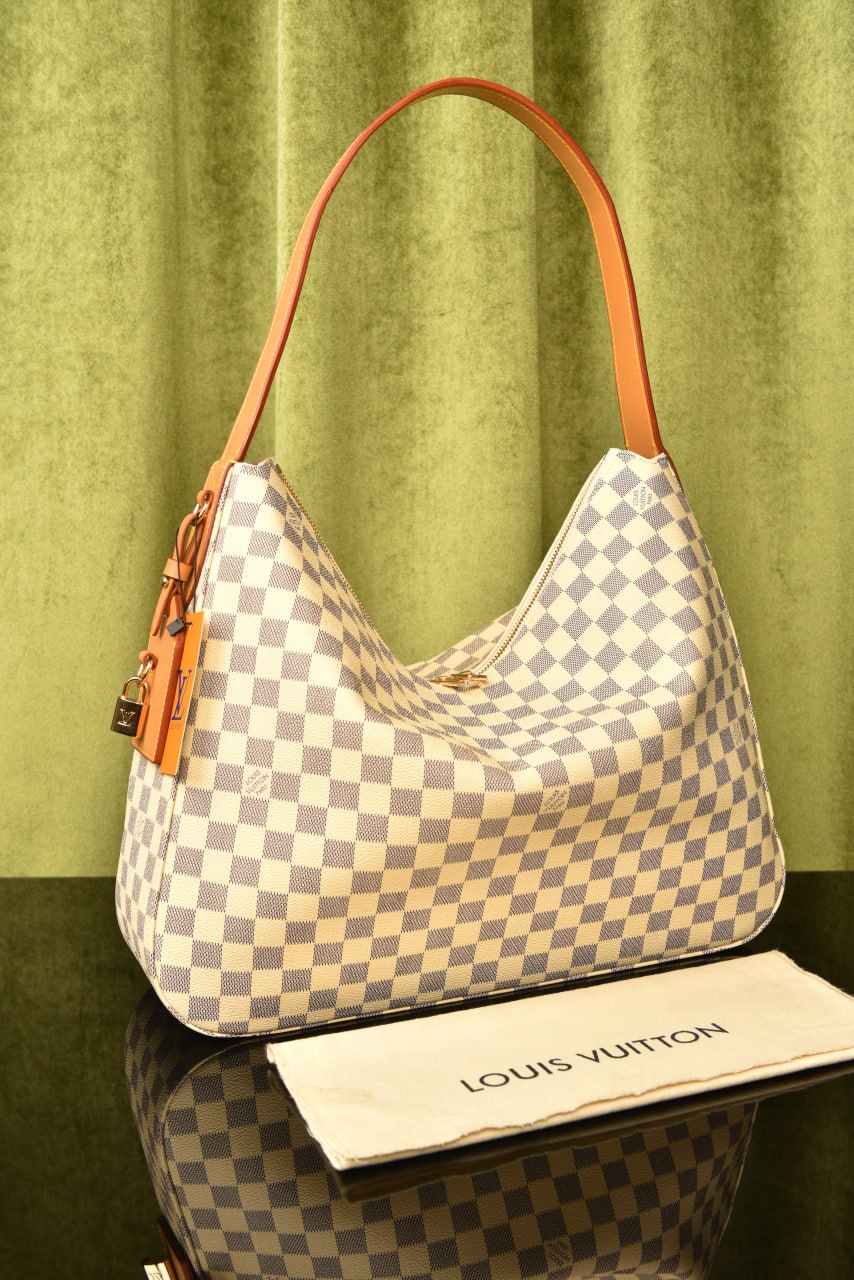 LV - Slouchy