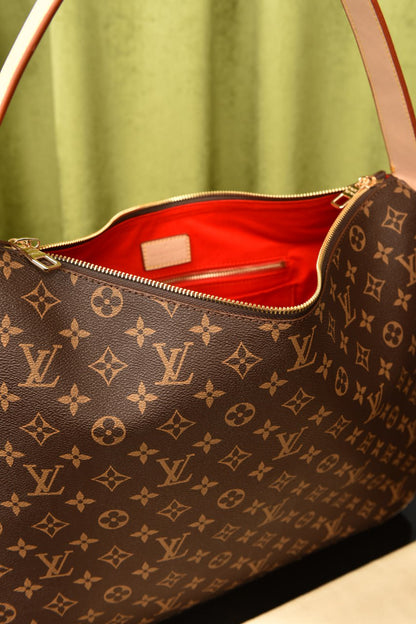 LV - Slouchy