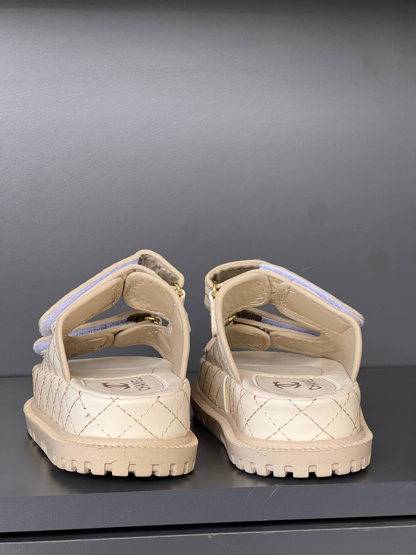 CH - Slipper
